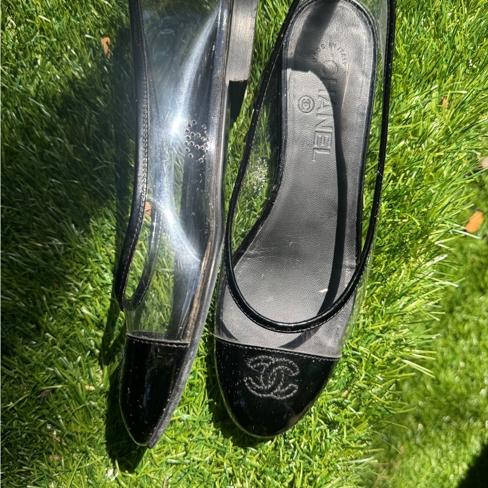 CHANEL Black Patent Leather Clear Ballet Flats - Picture 2 of 8